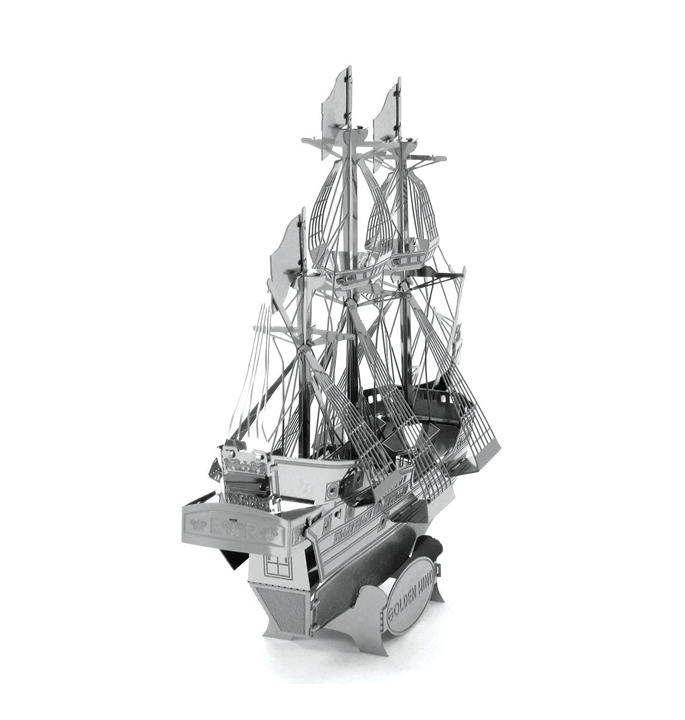 Productvisuals_Modelbouw-Metal-Earth-gouden-hind4-1