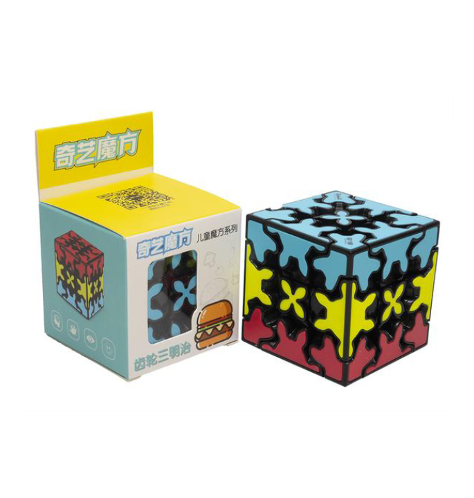 Productvisuals_Speedcubes-QiYi-gear-sandwich-3×33-1