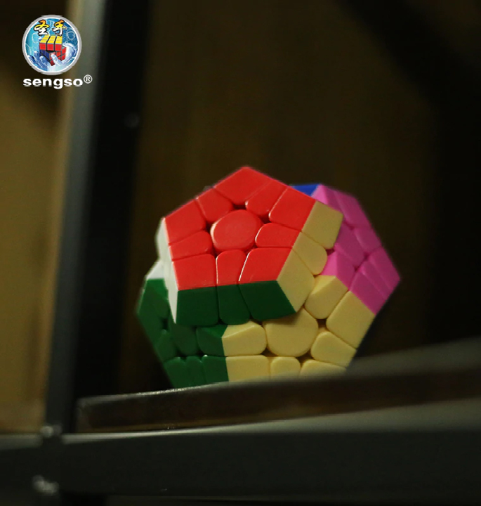 Productvisuals_Speedcubes-sengso-mr.m-megaminx5-1