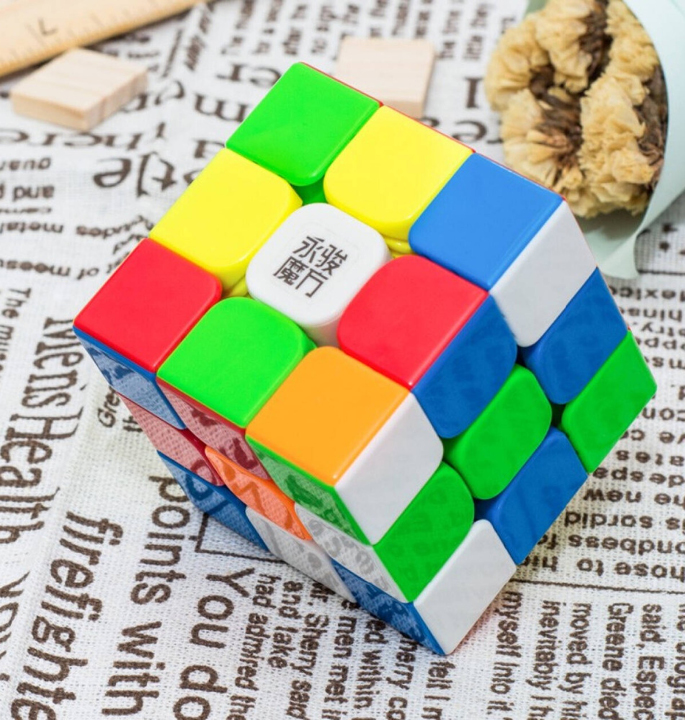 Productvisuals_Speedcubes-yj-yulong-v2-m-3×3-4-1