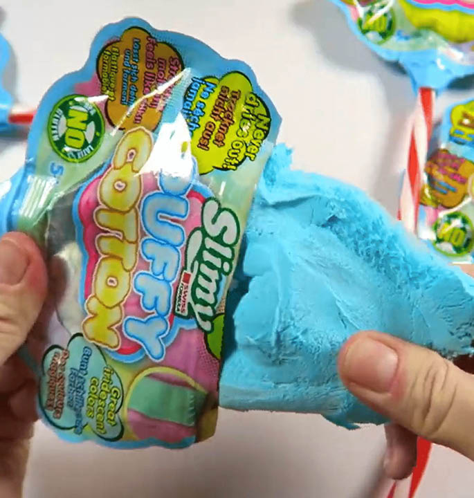 Productvisuals_putty-SLIMY-Puffy-Cotton-in-Zip-Foil-Lollipop-3
