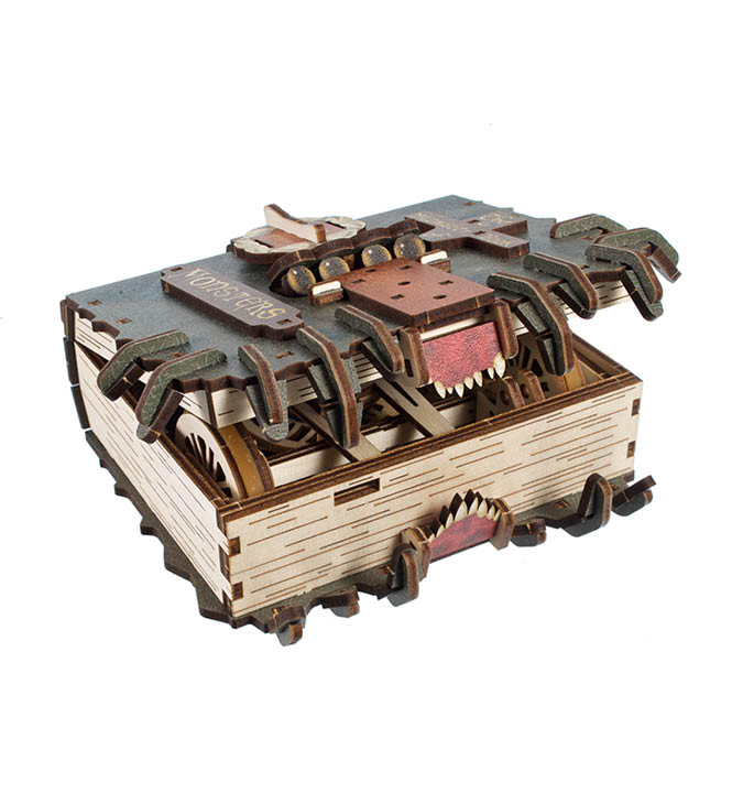 Productvisuals_Modelbouw Ugears The Monster Book of Monsters